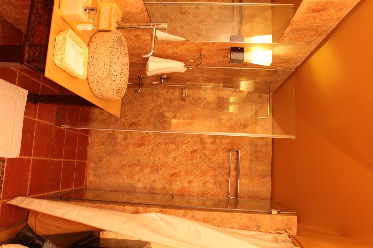 Serena Beach Resort Māndvi Extérieur photo
