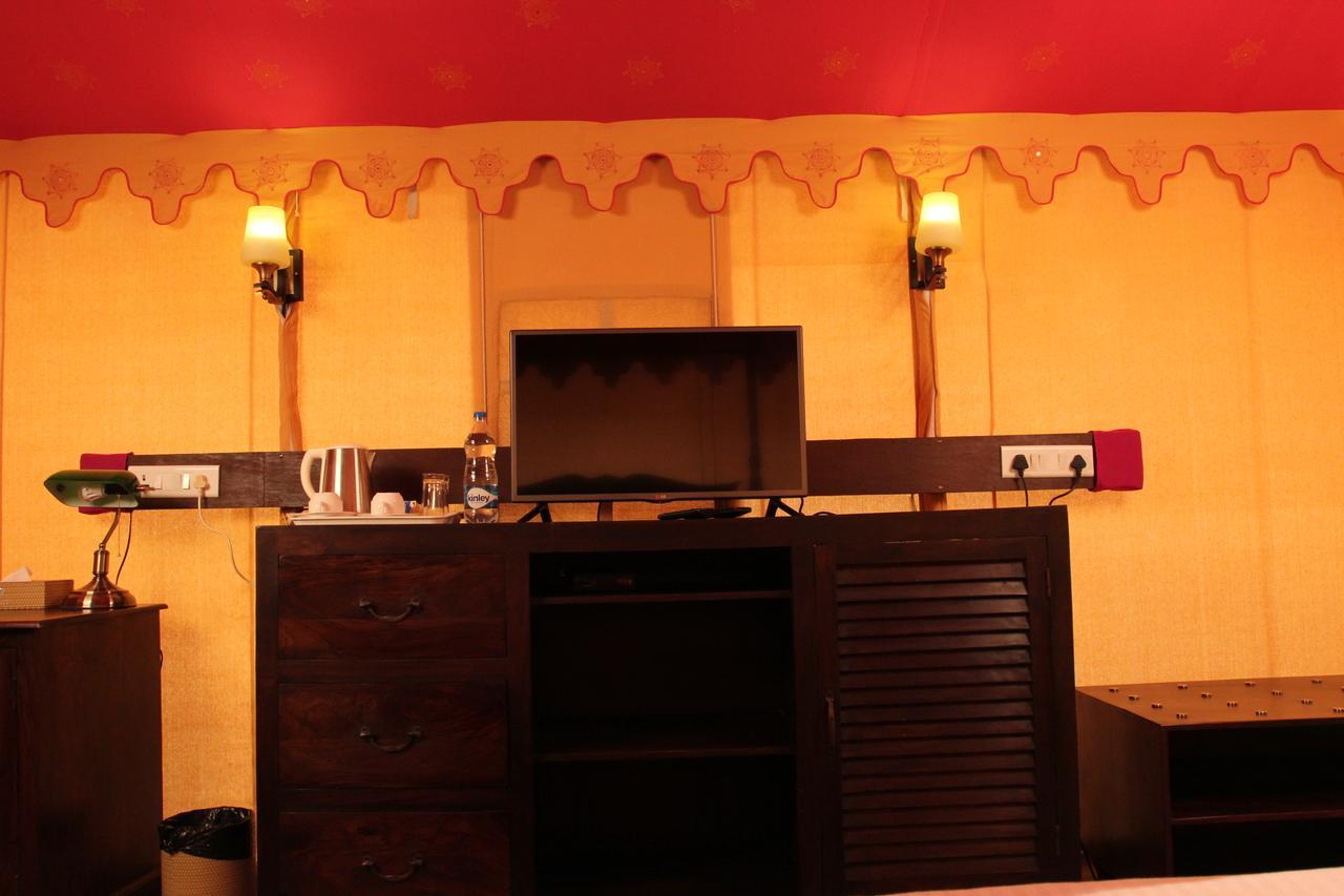 Serena Beach Resort Māndvi Extérieur photo