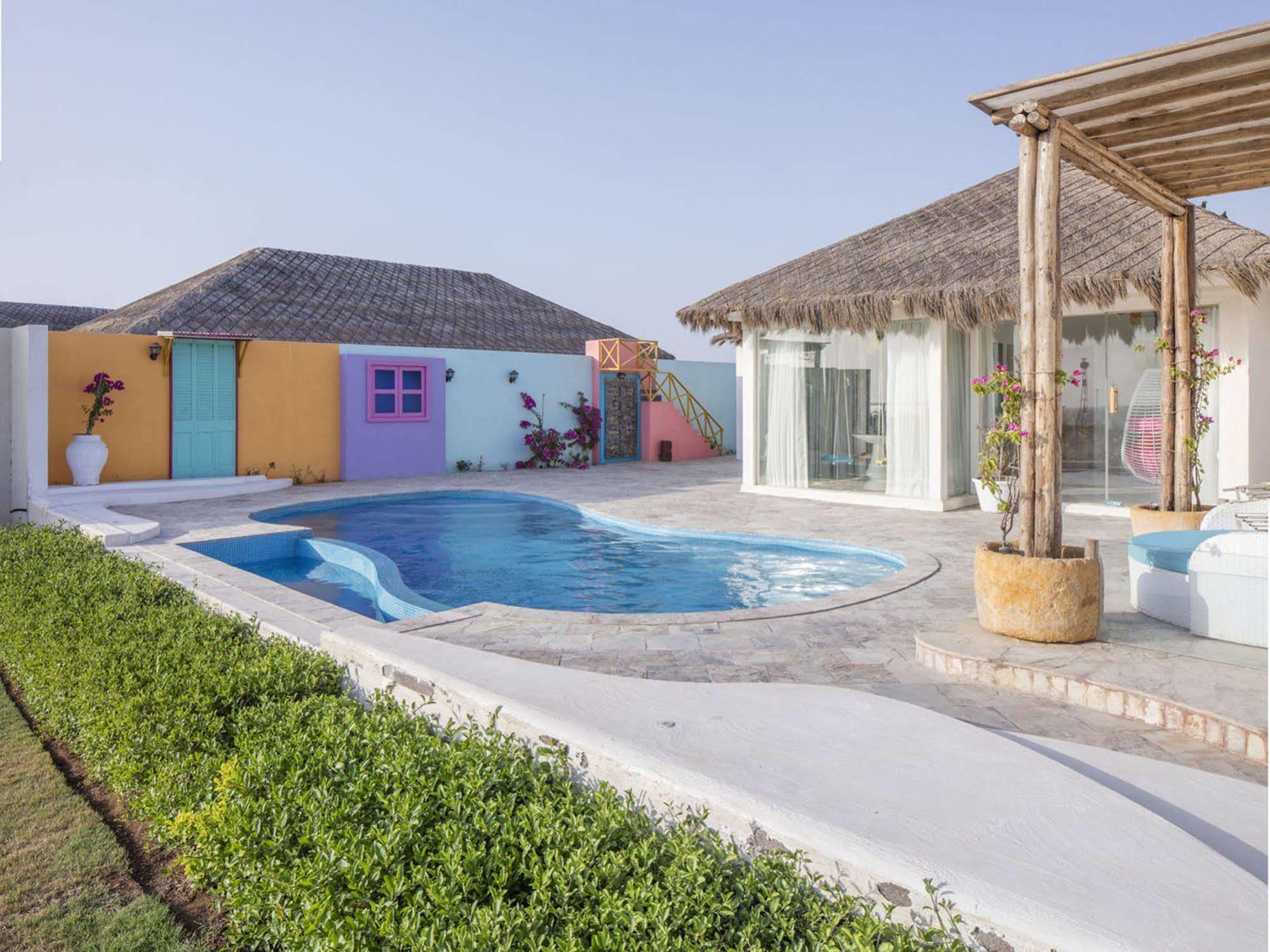 Serena Beach Resort Māndvi Extérieur photo